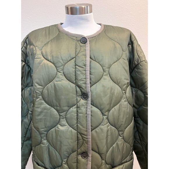 Babaton Aritzia Oversized Quilted Evergreen Lightweight Jacket Size Large - Picture 7 of 15